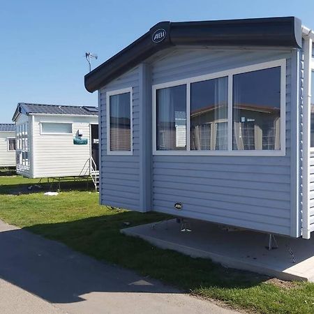 8 Berth Caravan At Parkdean Camber Sands Extérieur photo