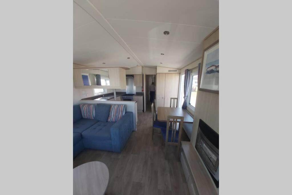 8 Berth Caravan At Parkdean Camber Sands Extérieur photo